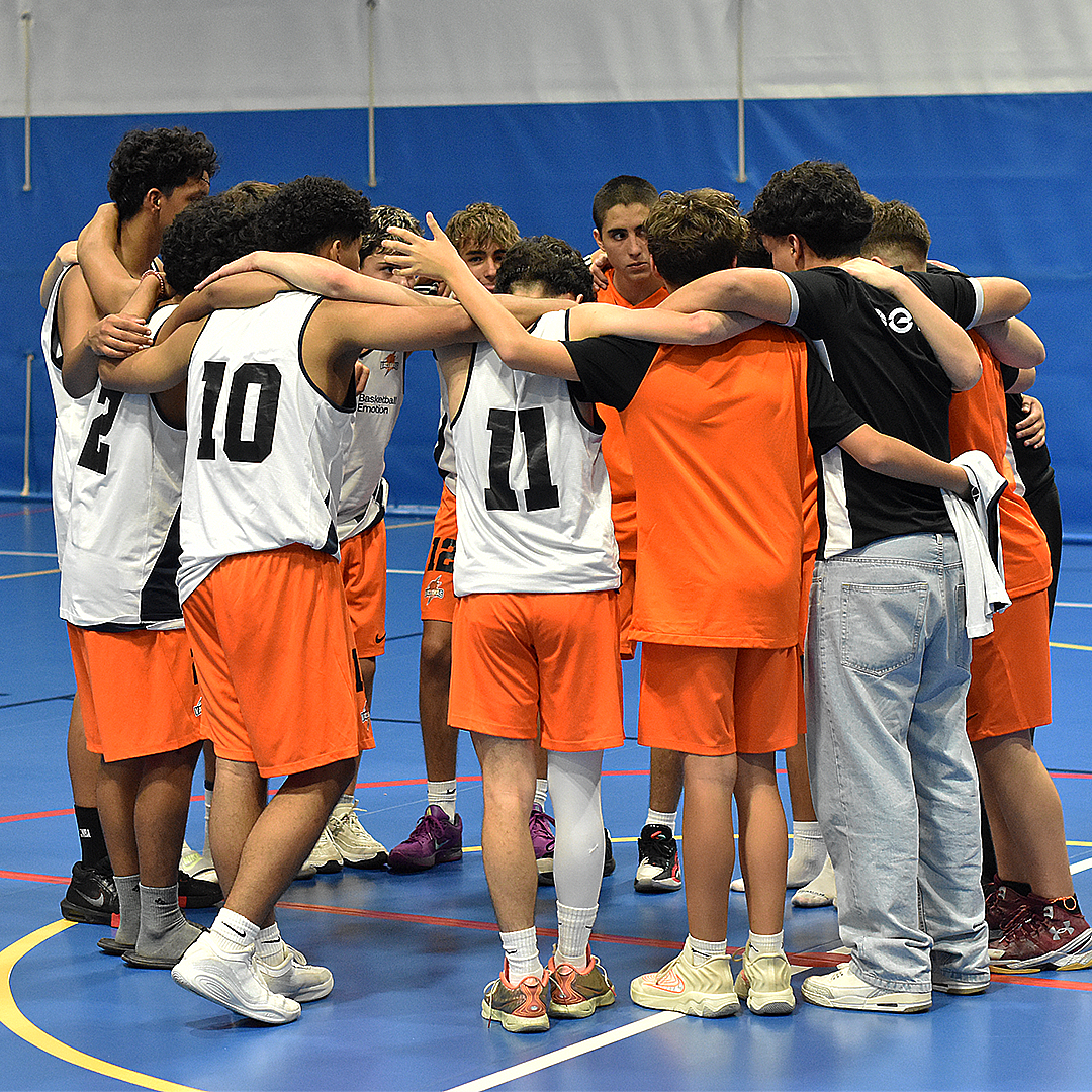 Equipo Junior Azul de Vallekas Basket, temporada 25/26 (foto 1 de 2)