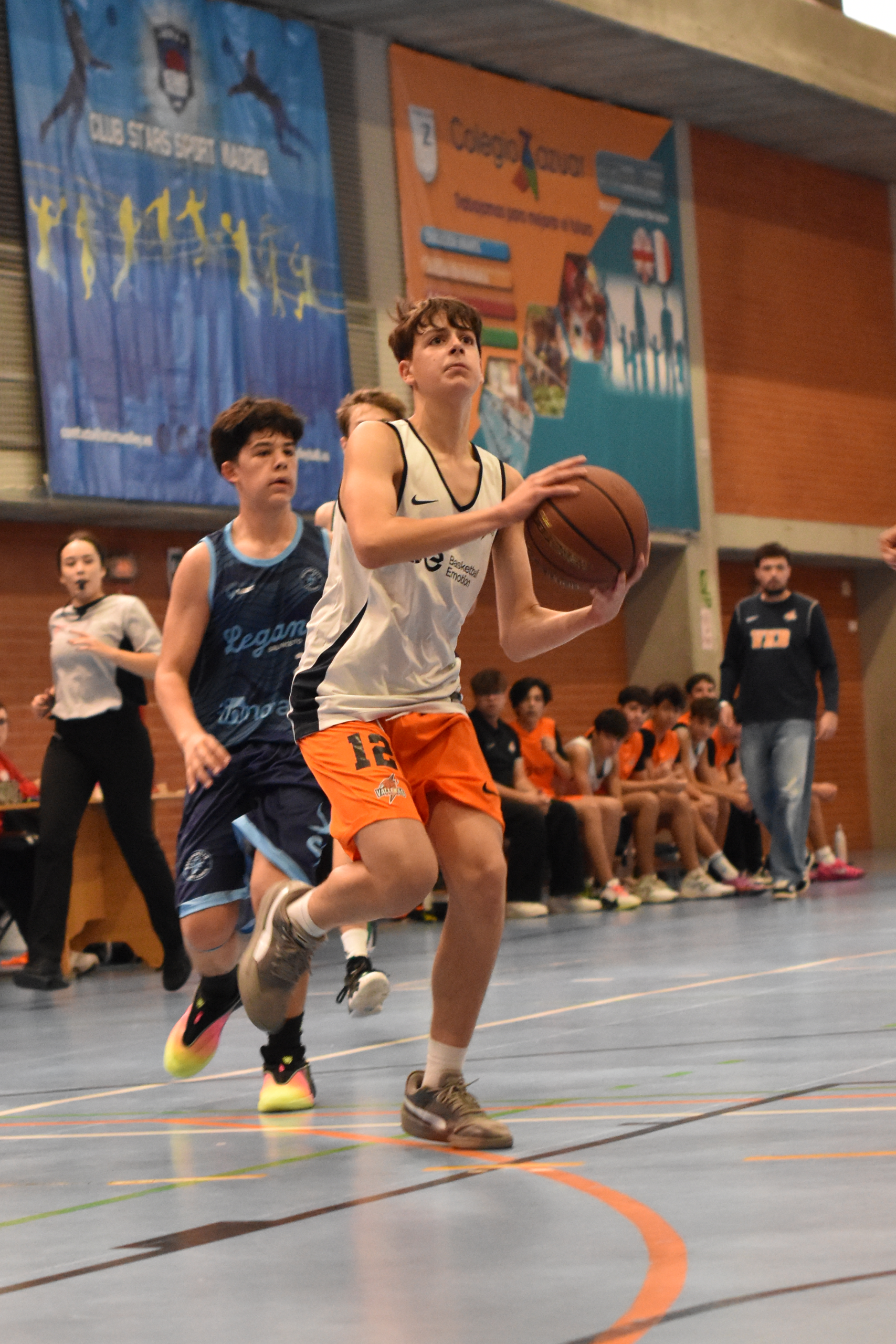 Equipo Cadete Naranja de Vallekas Basket, temporada 25/26 (foto 2 de 2)