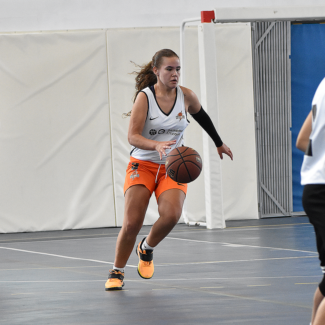 Equipo 2º Autonómica Femenino Plata de Vallekas Basket, temporada 25/26 (foto 1 de 2)