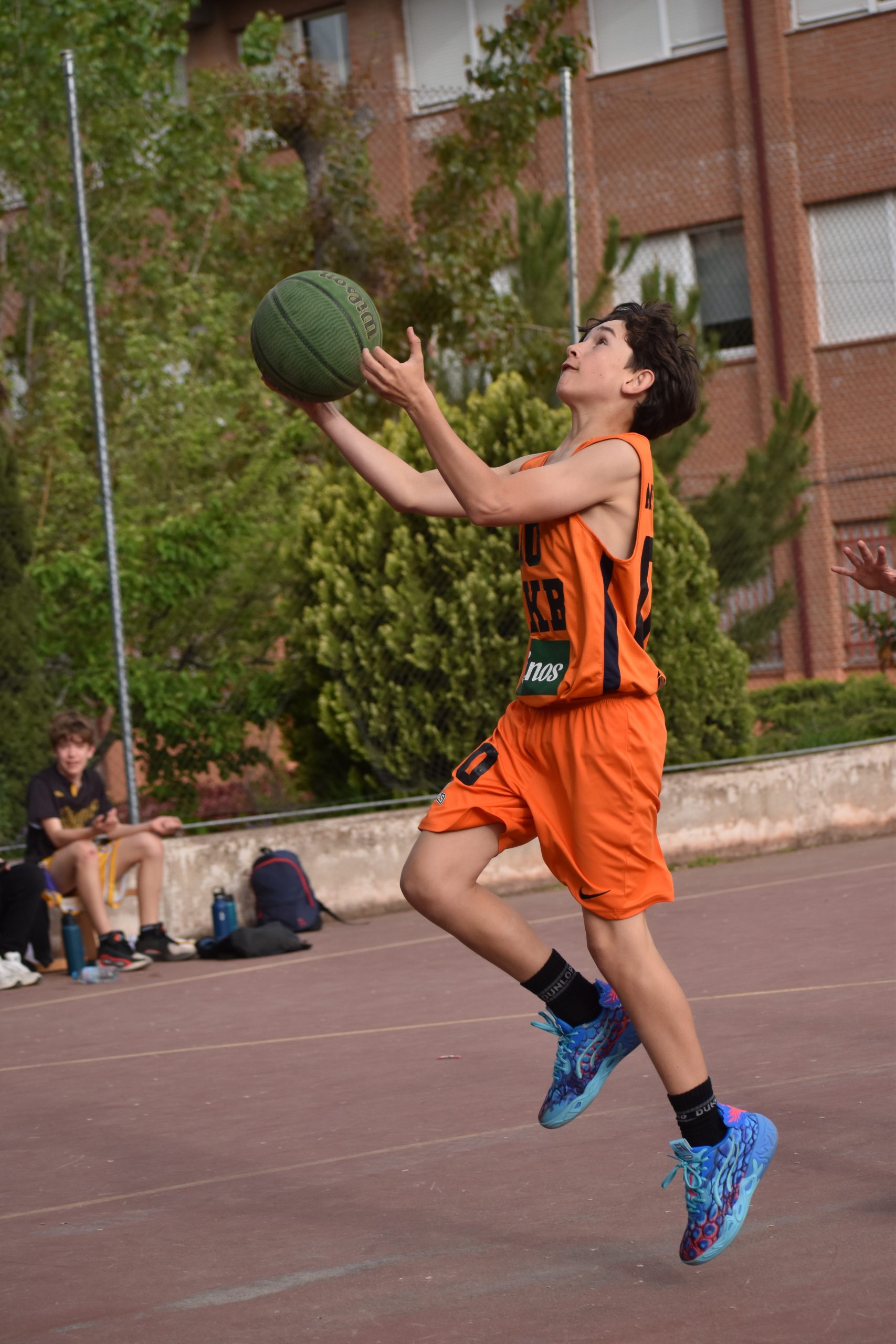 Equipo Infantil Naranja de Vallekas Basket, temporada 25/26 (foto 2 de 2)